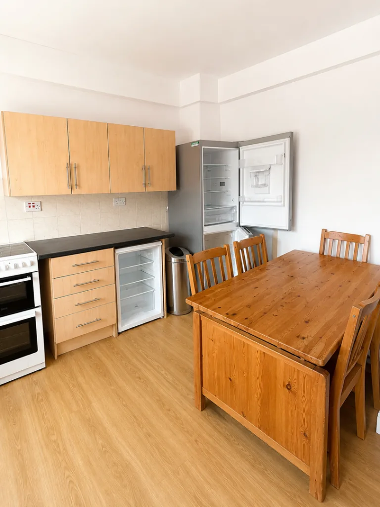 3 bedroom flat for rent
