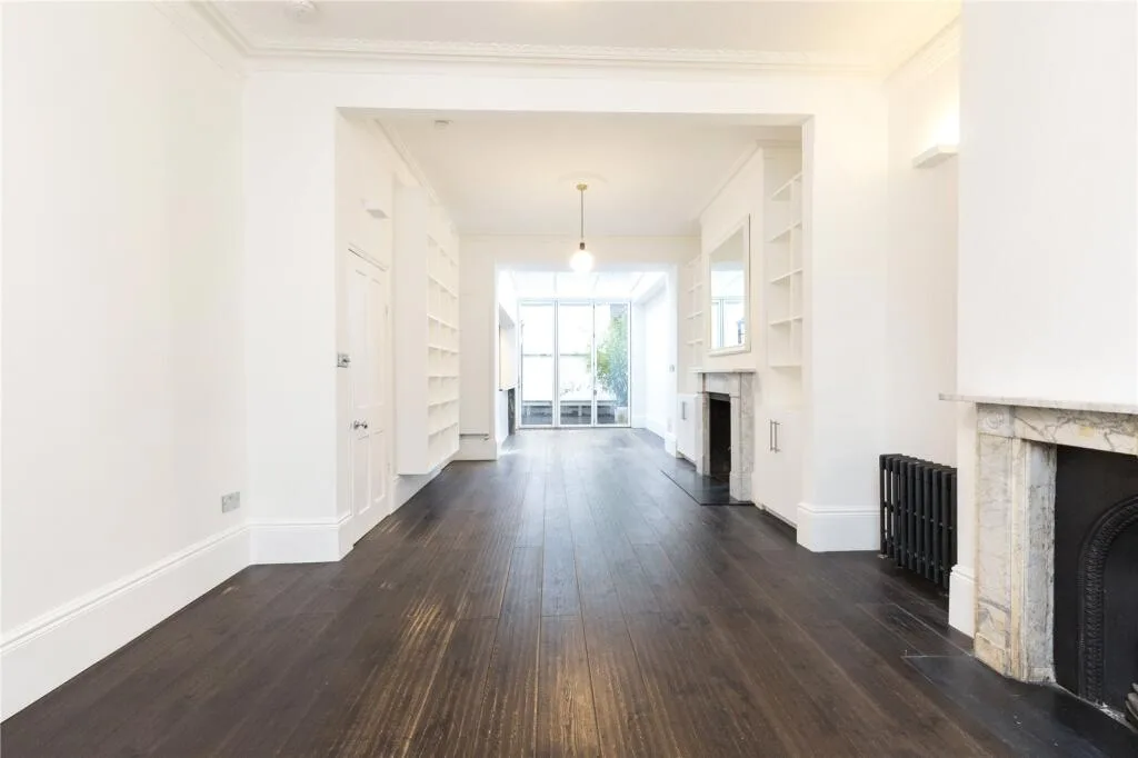 4 bedroom terraced house for rent
