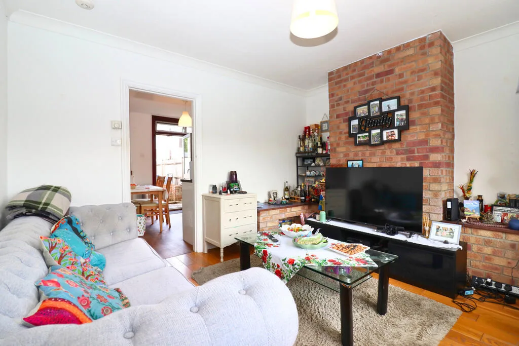 2 bedroom terraced house for rent