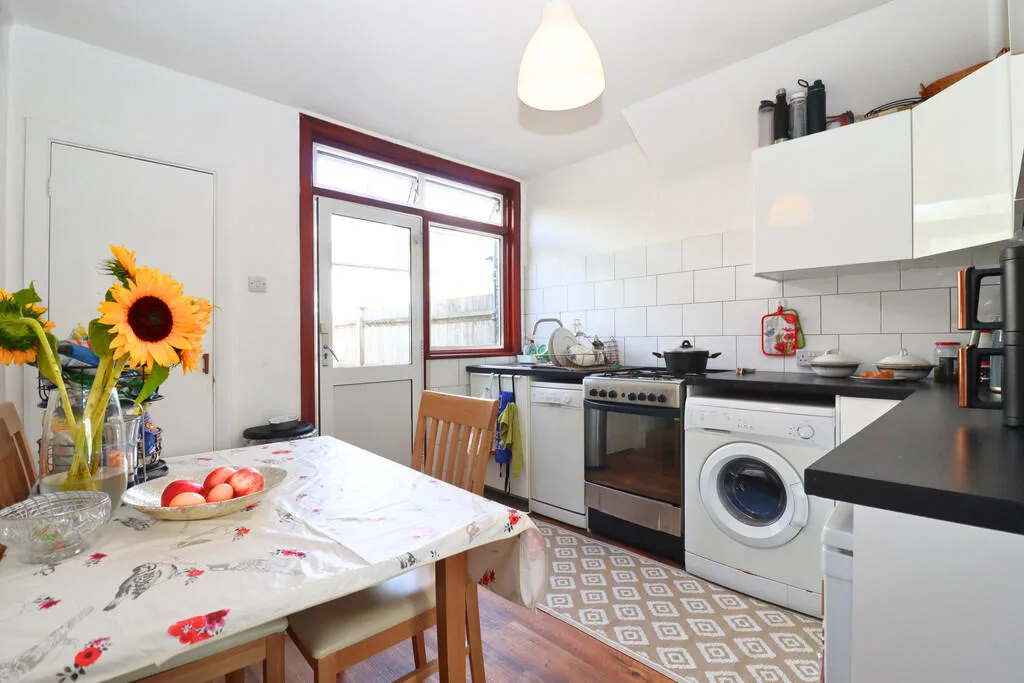 2 bedroom terraced house for rent