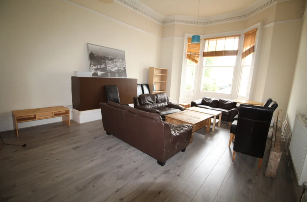 1 bedroom detached house for rent