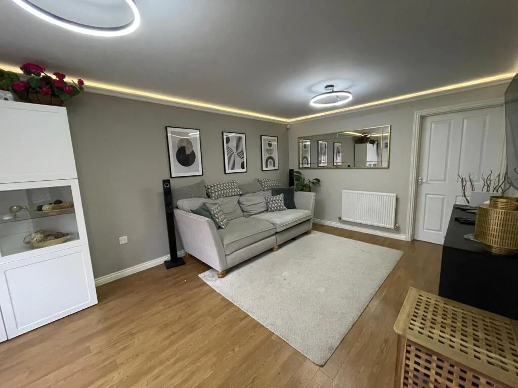 4 bedroom detached house for rent