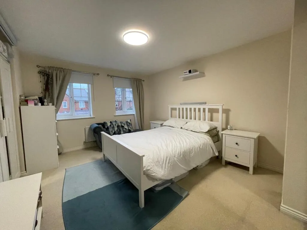 4 bedroom detached house for rent