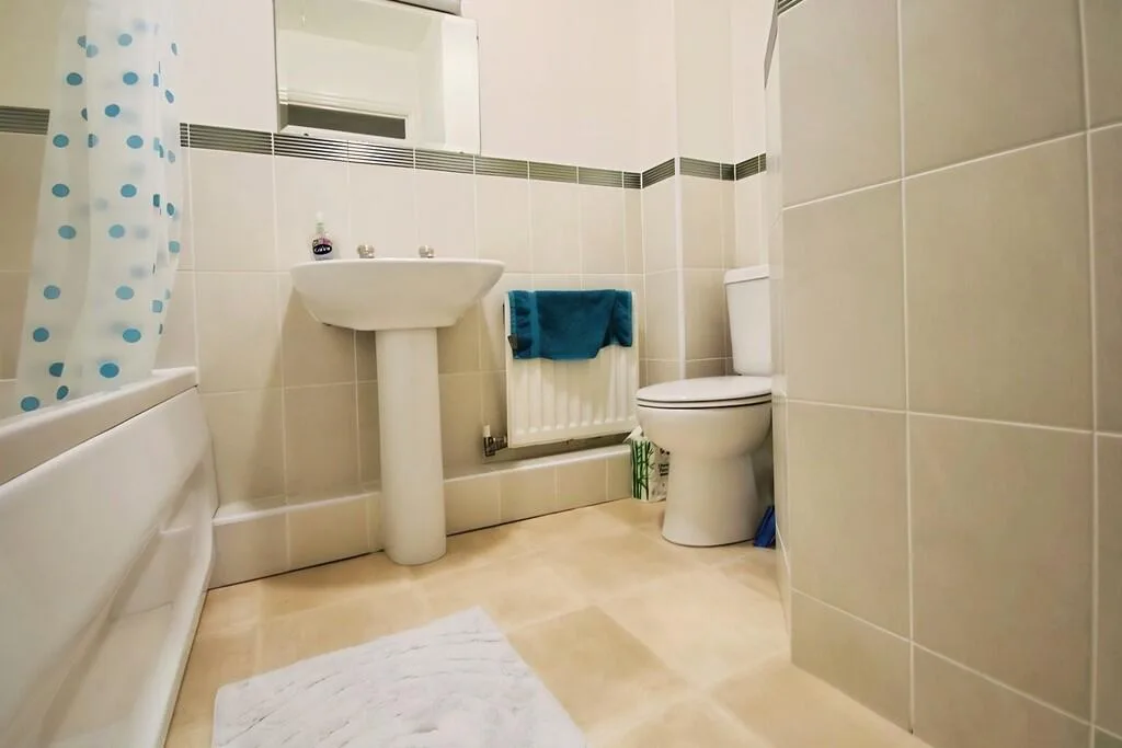 2 bedroom ground floor flat for rent