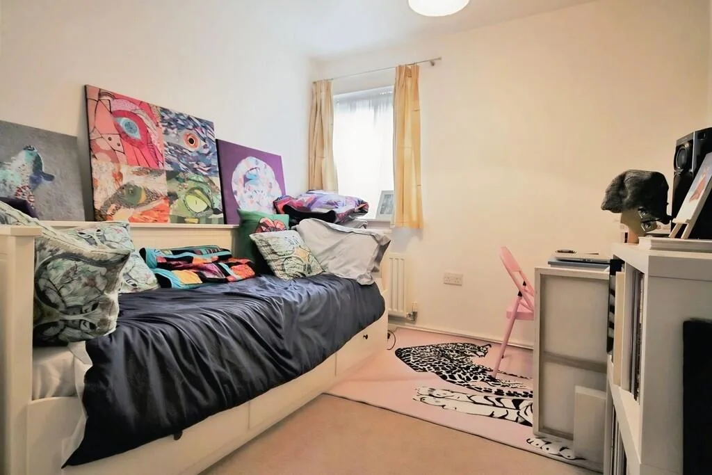 2 bedroom ground floor flat for rent