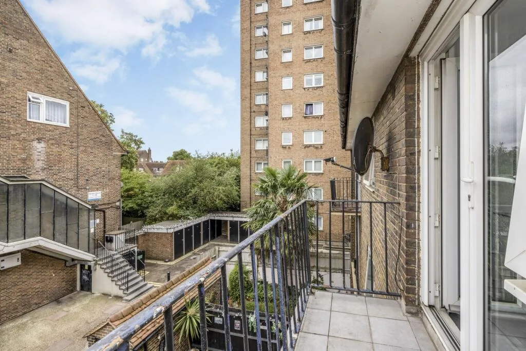 2 bedroom flat for rent