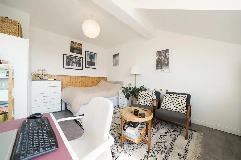 Studio flat for rent