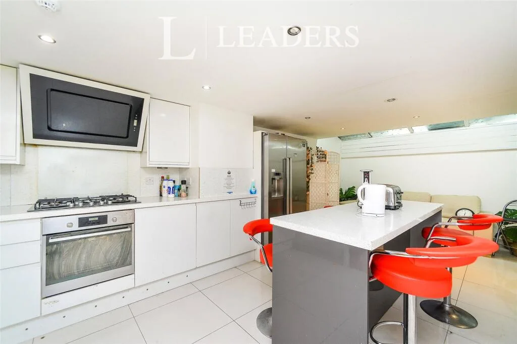 1 bedroom house for rent