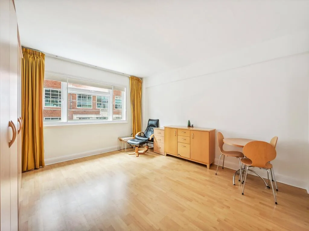 Studio apartment for rent