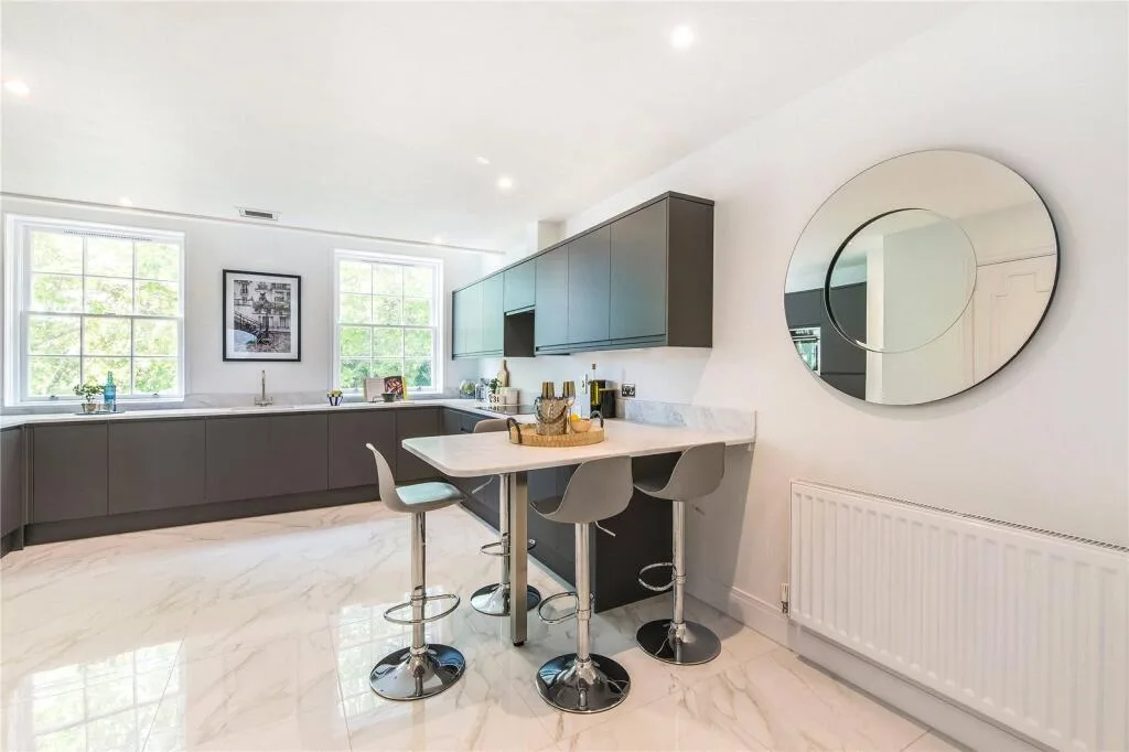 3 bedroom apartment for rent