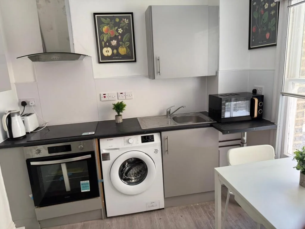 Studio flat for rent