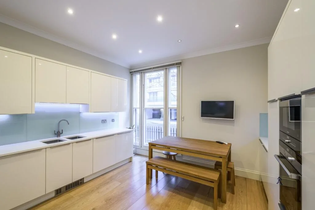 3 bedroom apartment for rent