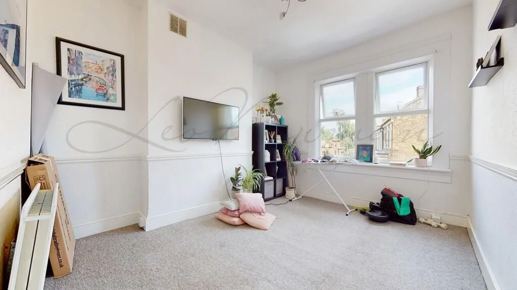 2 bedroom duplex for rent