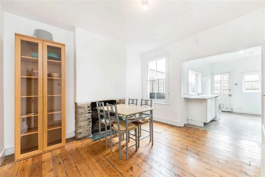 2 bedroom terraced house for rent