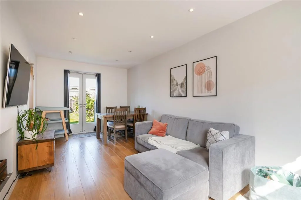 2 bedroom terraced house for rent