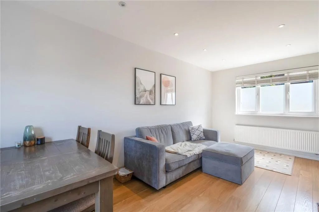 2 bedroom terraced house for rent