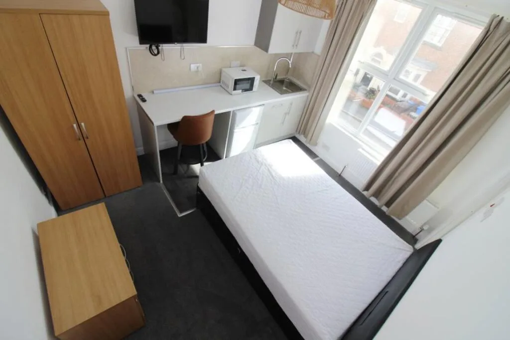 Studio flat for rent