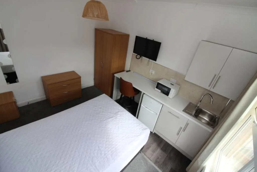 Studio flat for rent