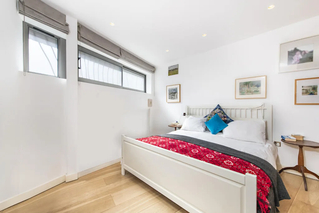 2 bedroom end of terrace house for rent