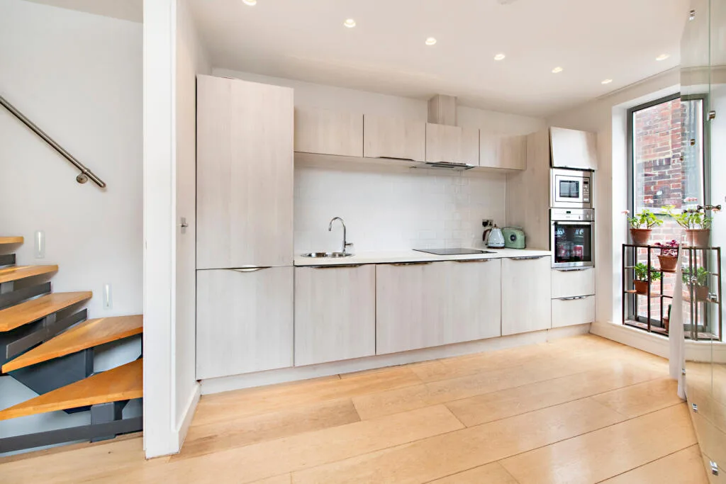 2 bedroom end of terrace house for rent