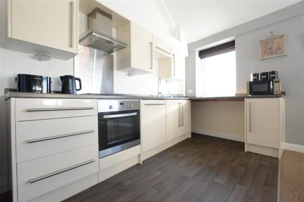 2 bedroom duplex for rent