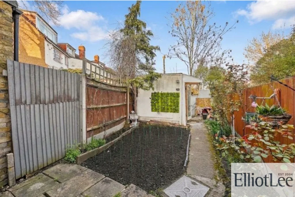 2 bedroom terraced house for rent