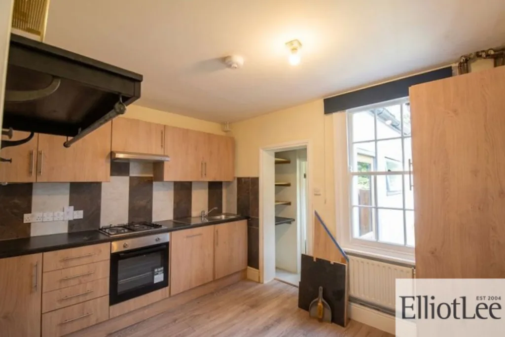 2 bedroom terraced house for rent