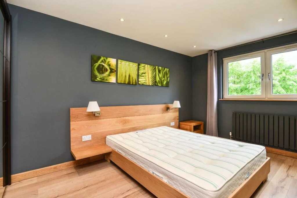 3 bedroom flat for rent