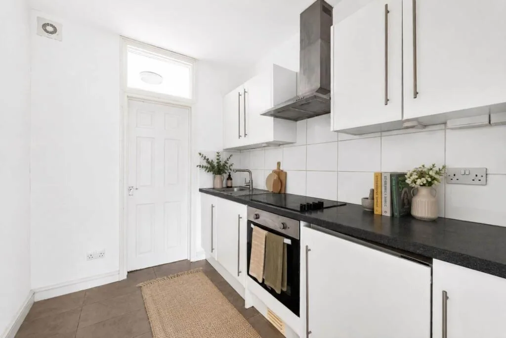Studio flat for rent