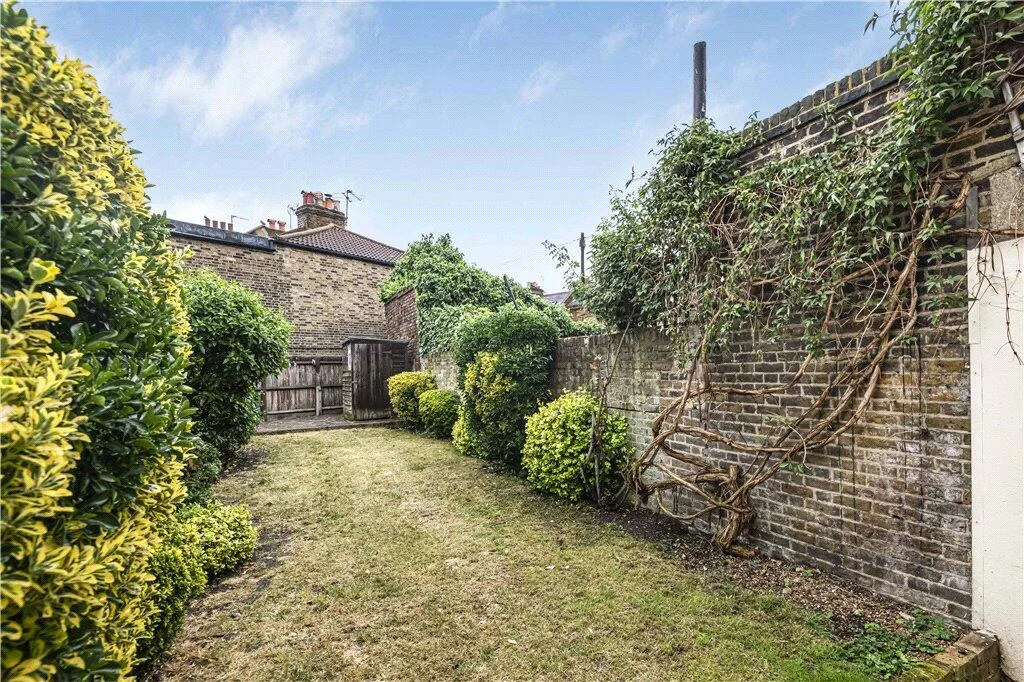3 bedroom terraced house for rent