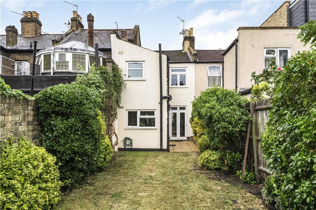 3 bedroom terraced house for rent