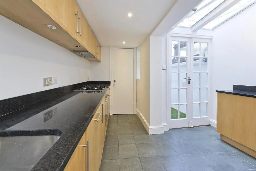 3 bedroom detached house for rent