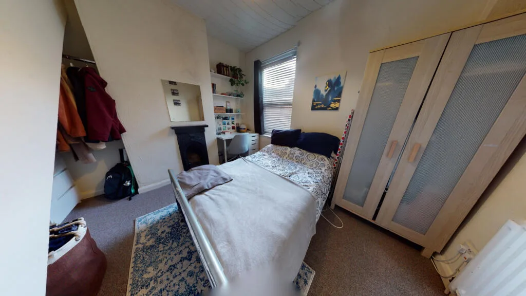 3 bedroom end of terrace house for rent