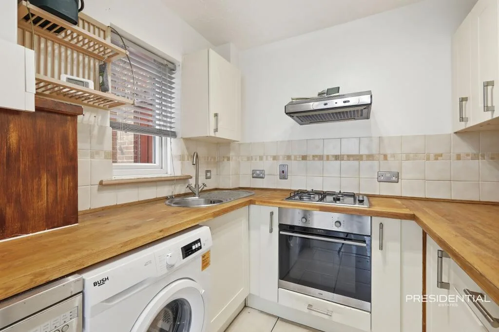 1 bedroom ground floor flat for rent