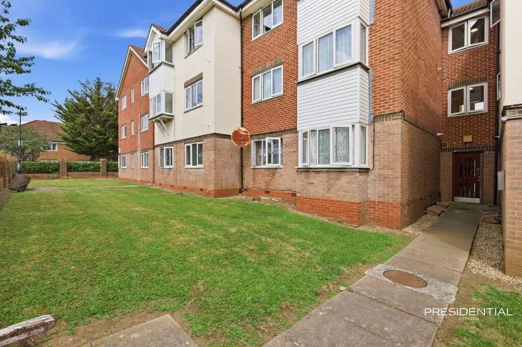 1 bedroom ground floor flat for rent