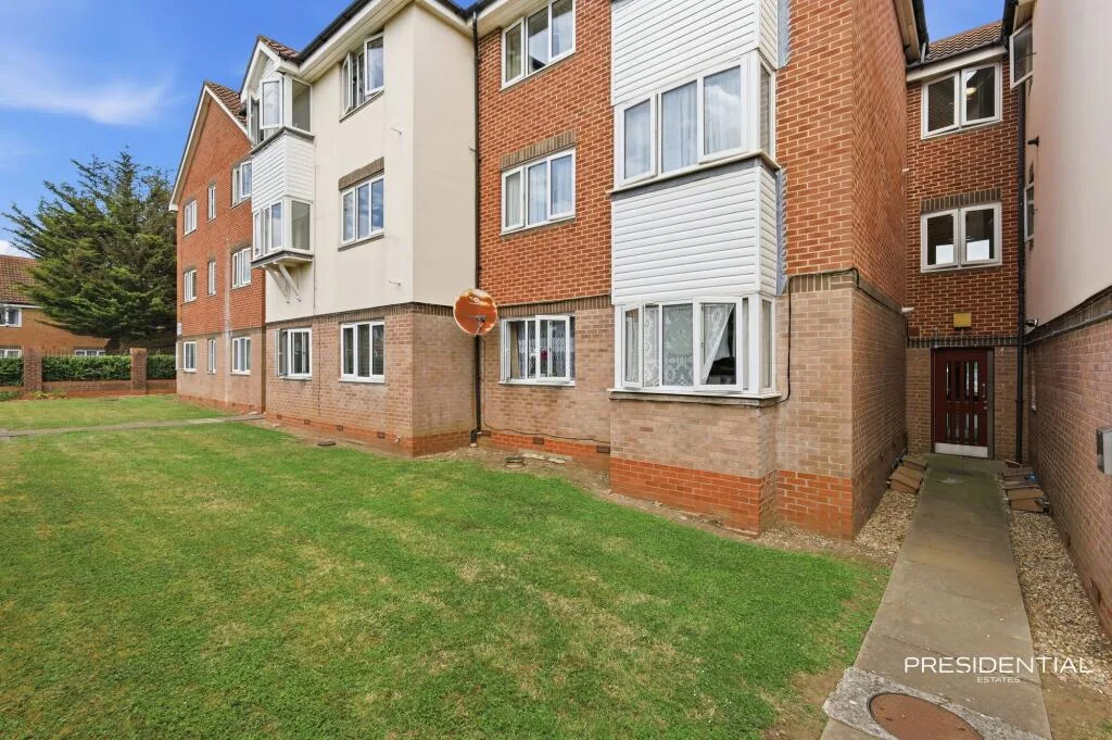 1 bedroom ground floor flat for rent