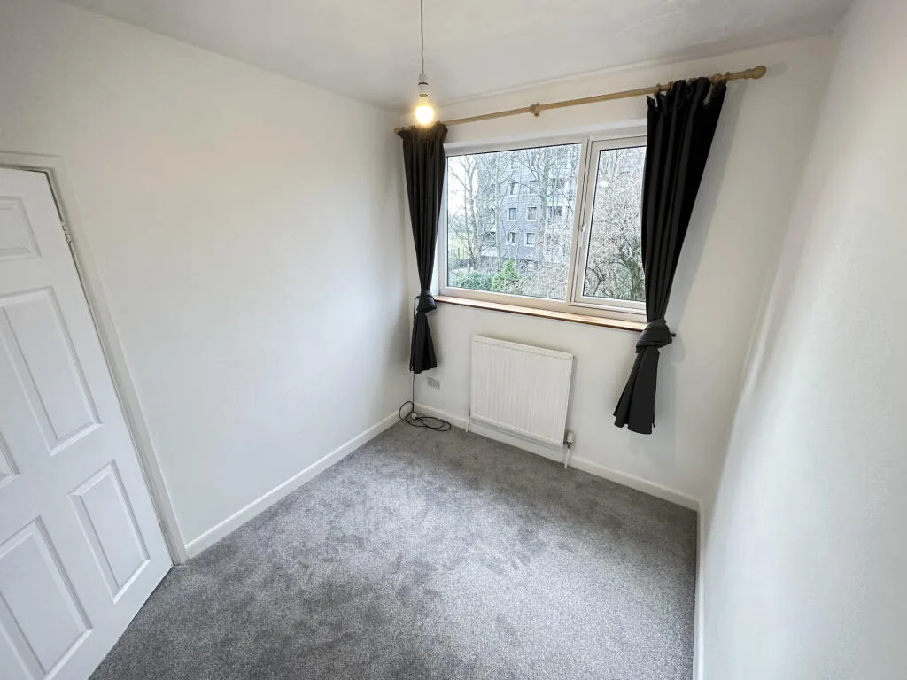 2 bedroom semi-detached house for rent