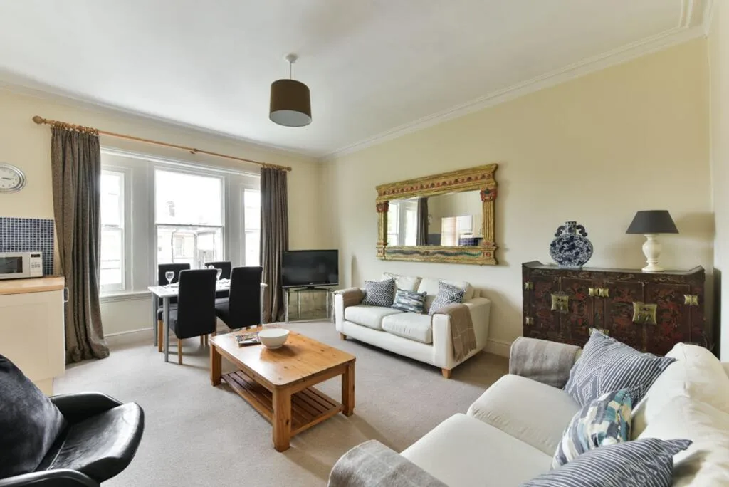 2 bedroom flat for rent