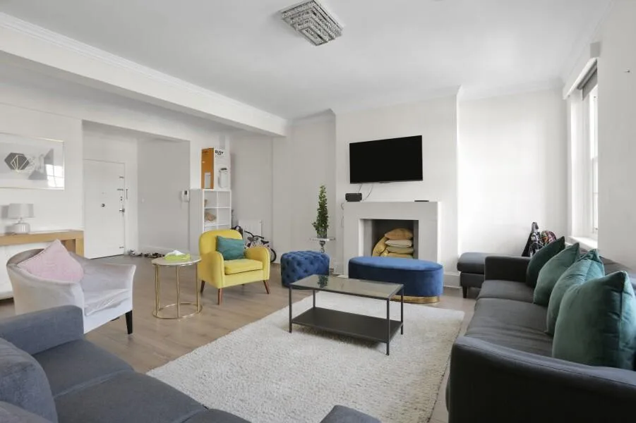 3 bedroom flat for rent