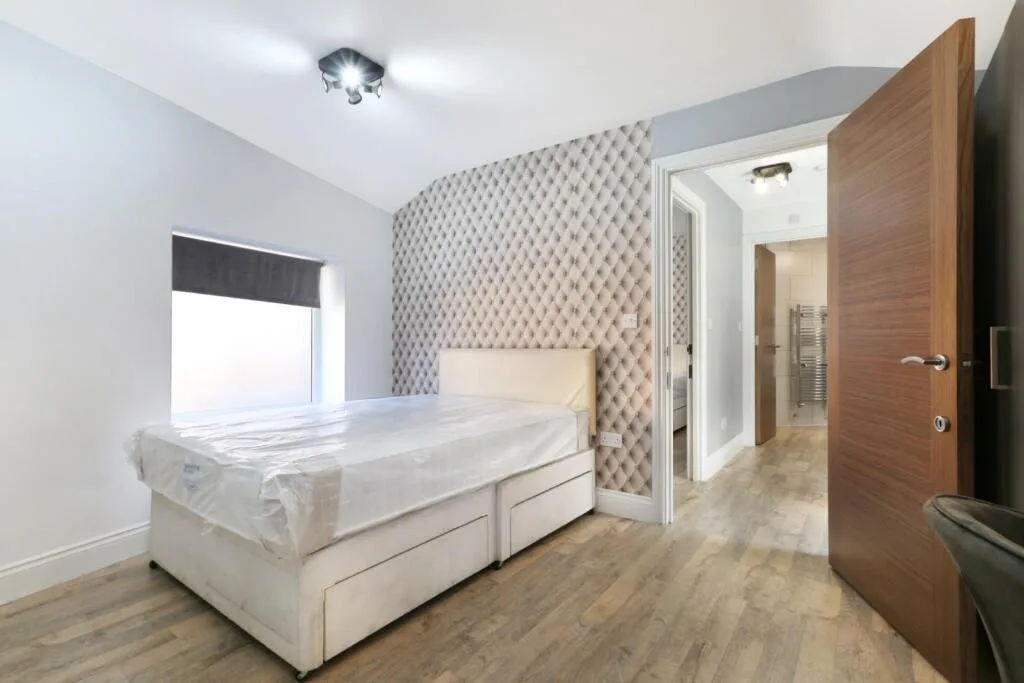 2 bedroom maisonette for rent