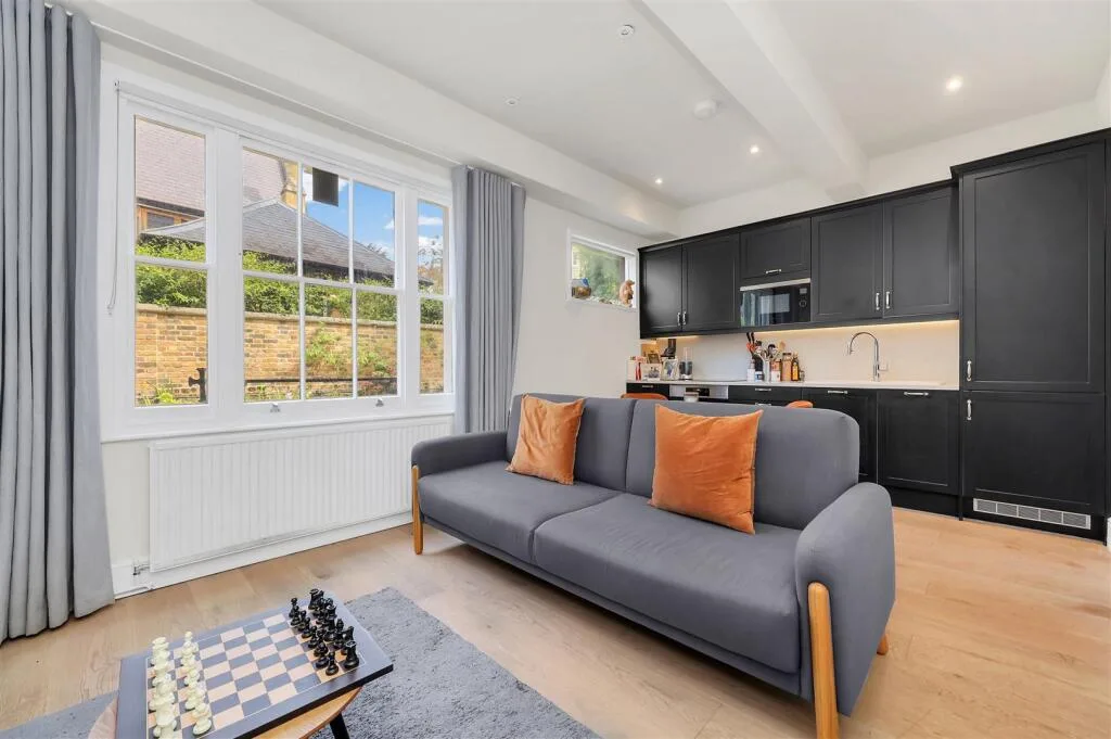 1 bedroom house for rent