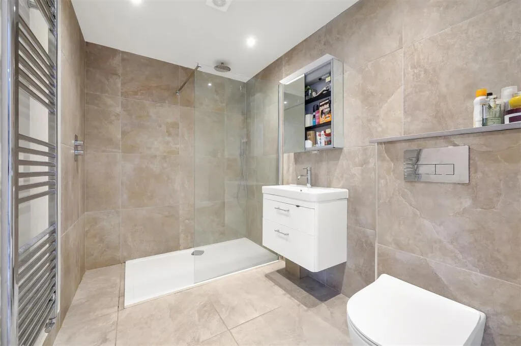 1 bedroom house for rent