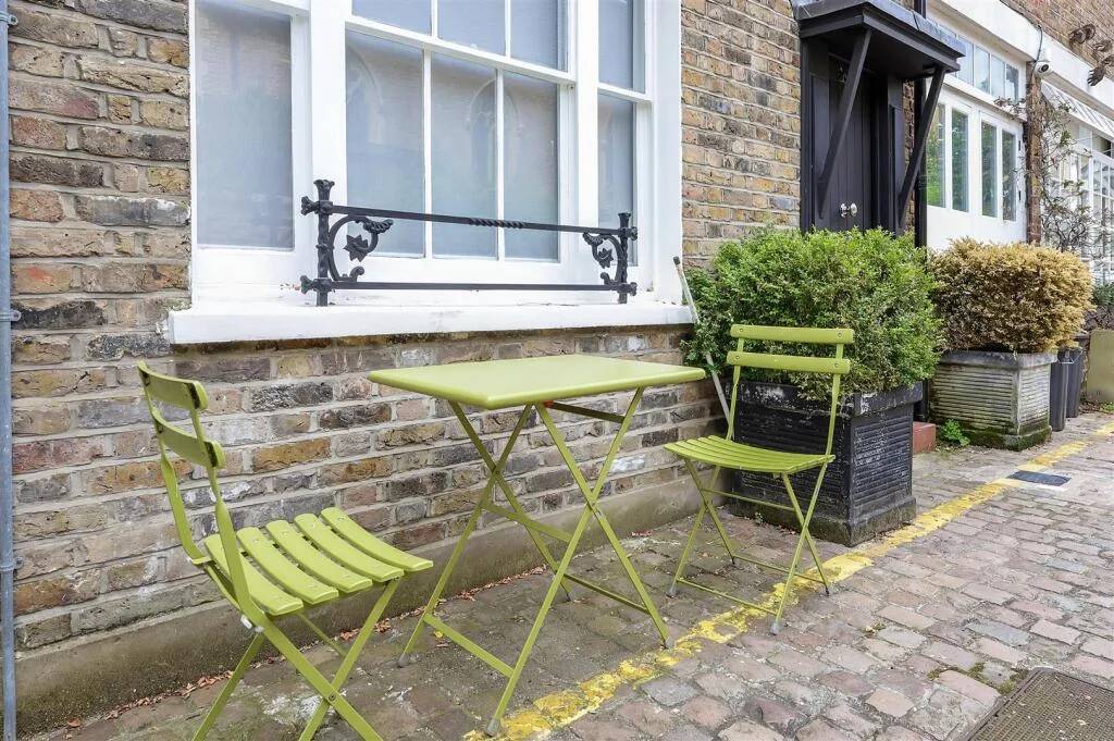 1 bedroom house for rent