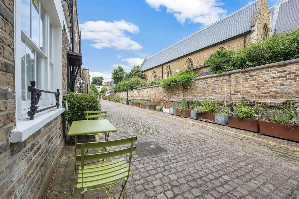 1 bedroom house for rent