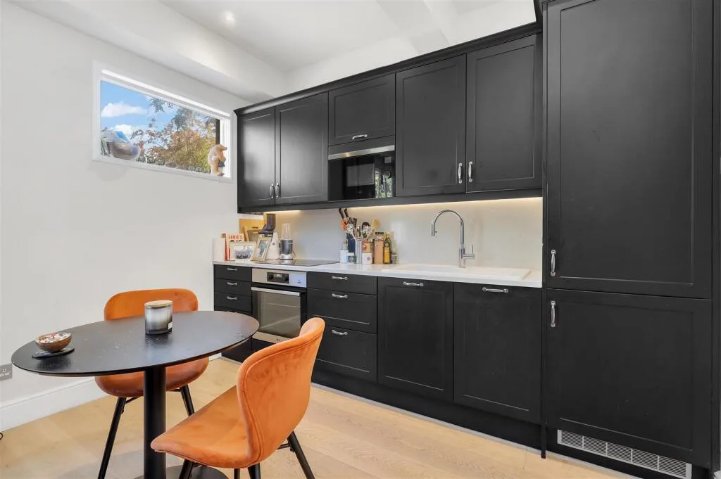 1 bedroom house for rent