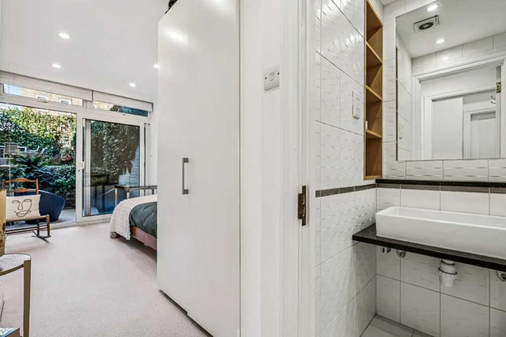 3 bedroom flat for rent