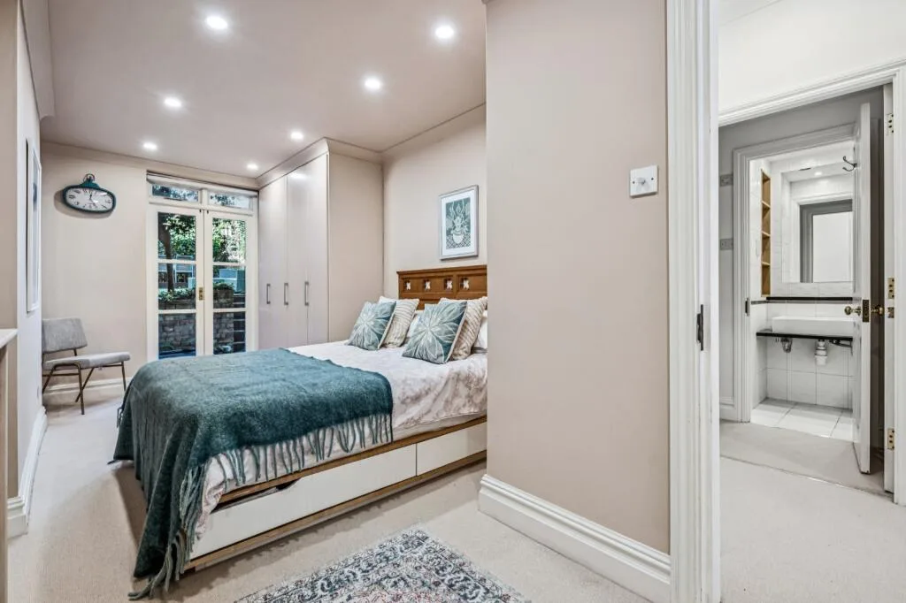 3 bedroom flat for rent