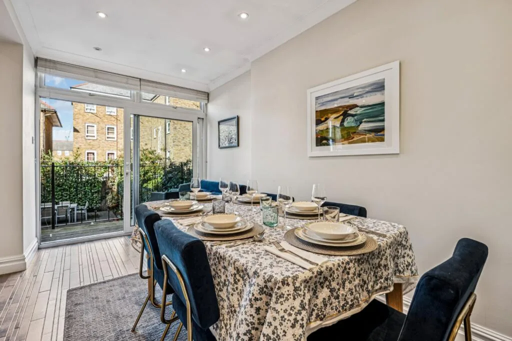 3 bedroom flat for rent