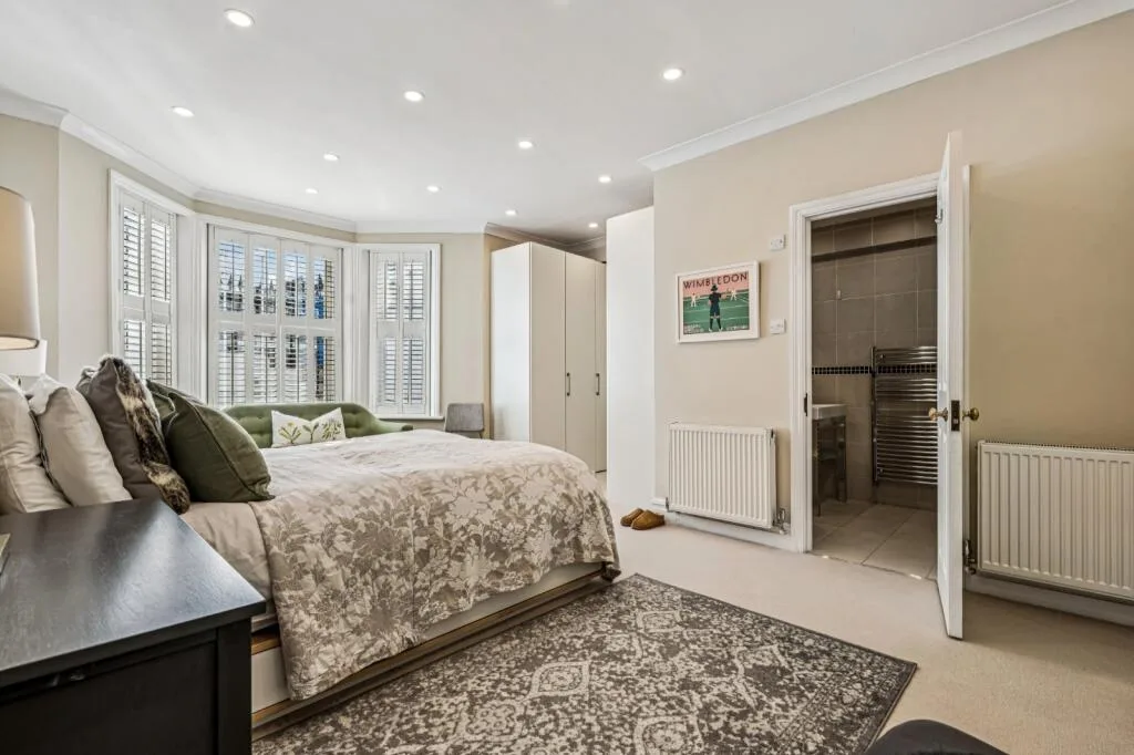 3 bedroom flat for rent