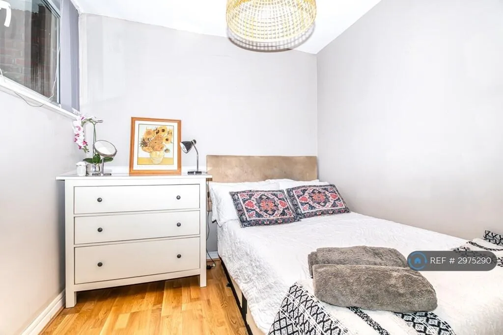 4 bedroom flat for rent